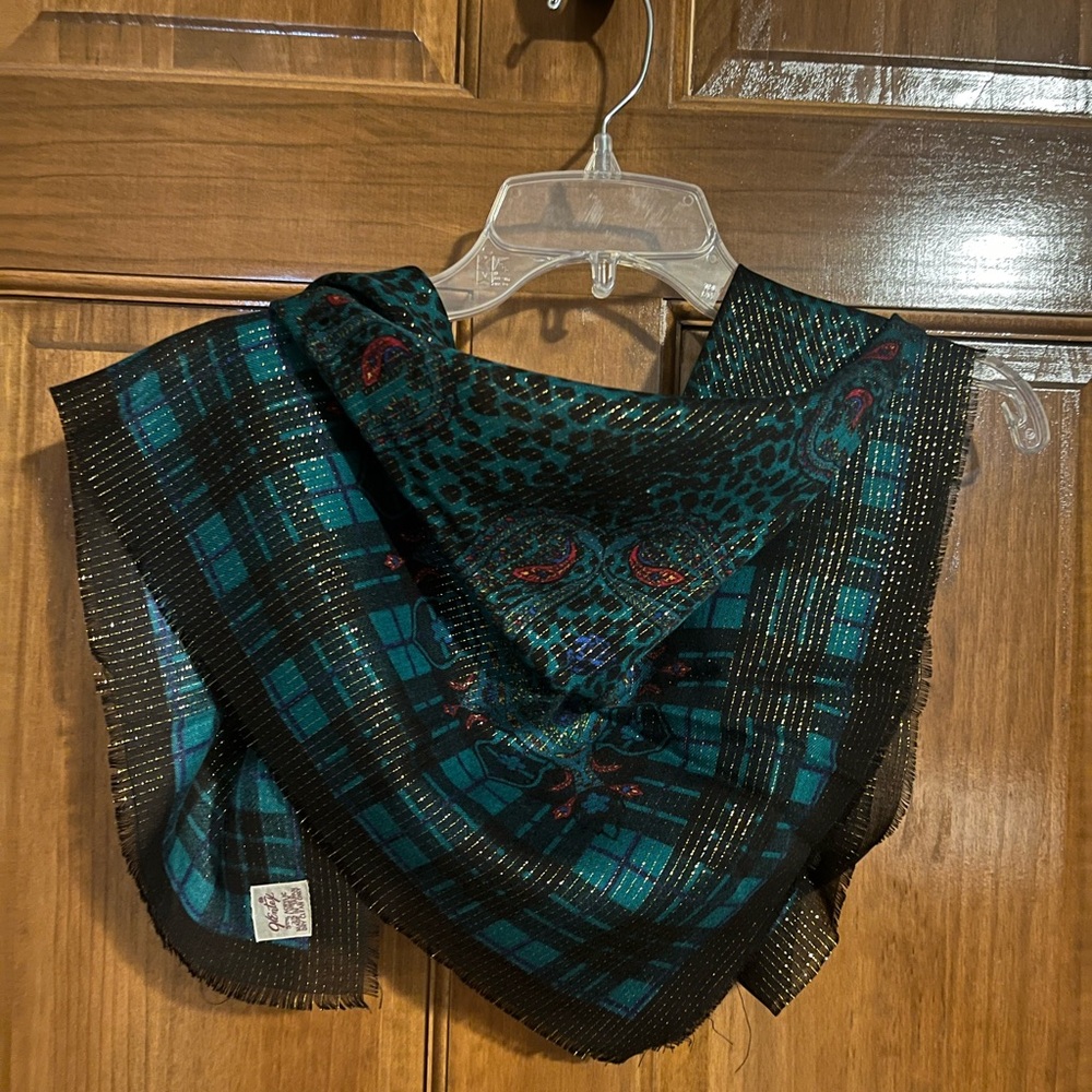 Glentex Holiday Scarf